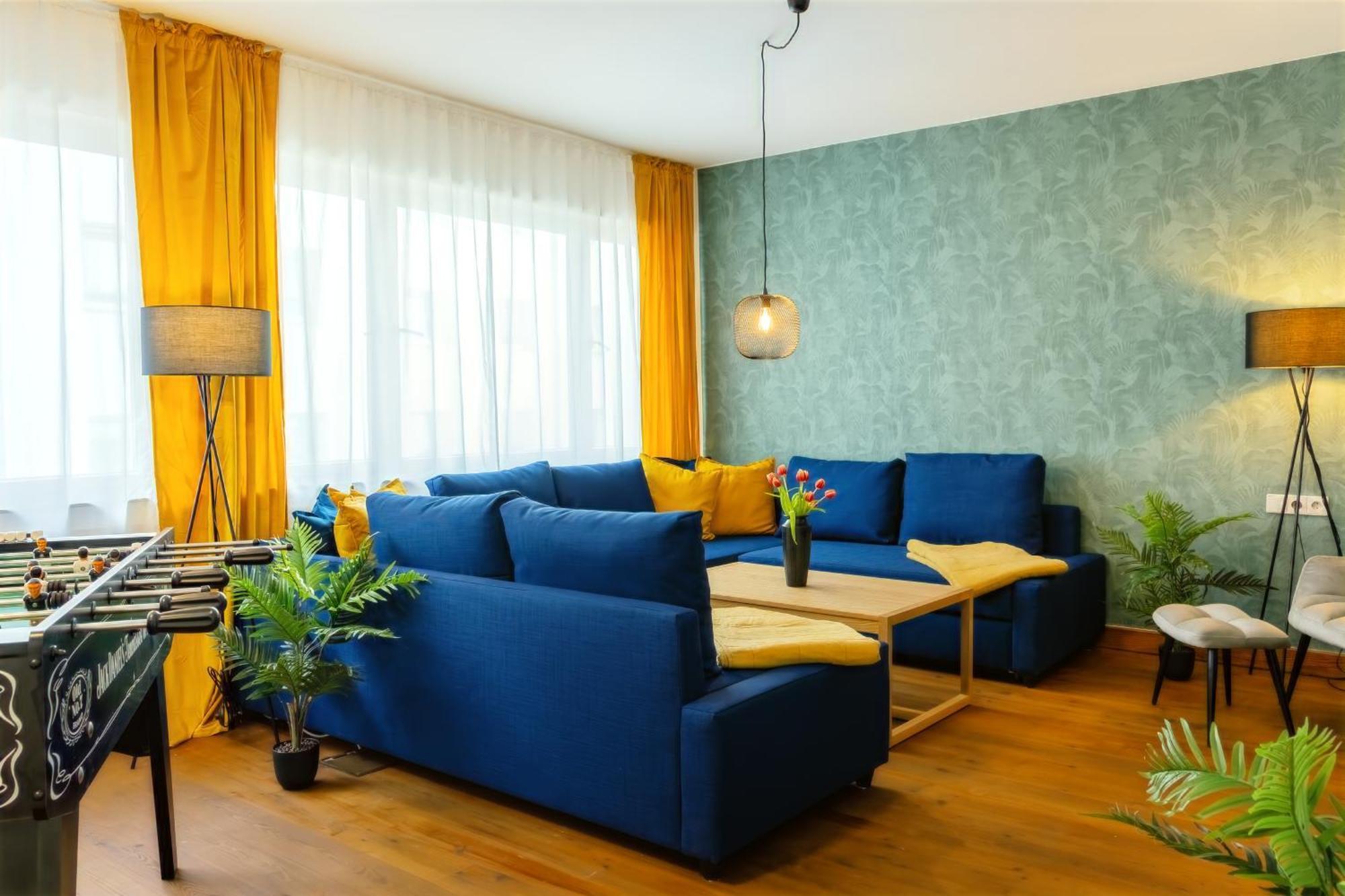 The Big Muenster Fuer Bis Zu 12, Whirlpool, Sauna, Zentral, Tischfussball, Balkon, Gasgrill Apartment