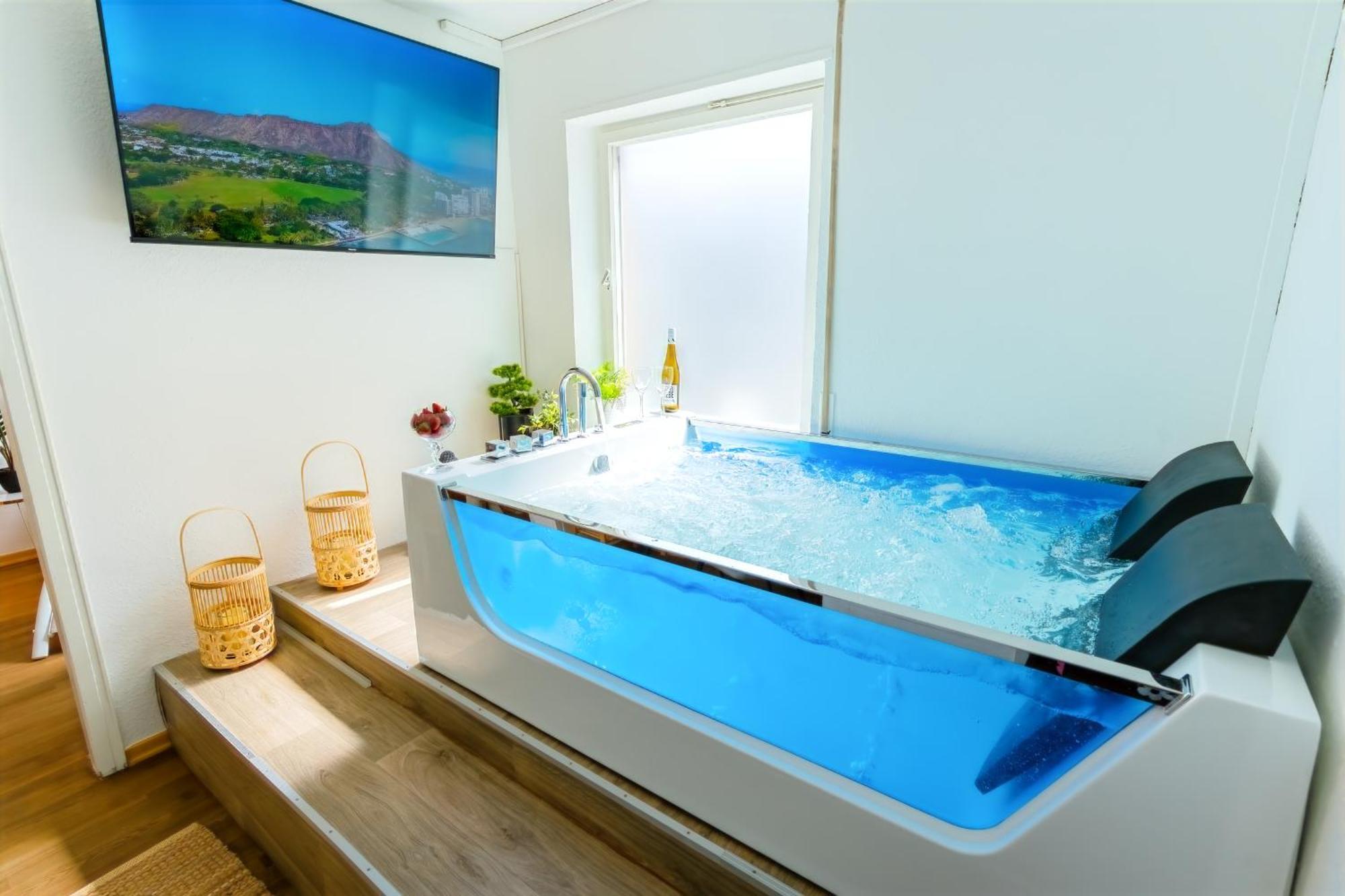 The Big Muenster Fuer Bis Zu 12, Whirlpool, Sauna, Zentral, Tischfussball, Balkon, Gasgrill