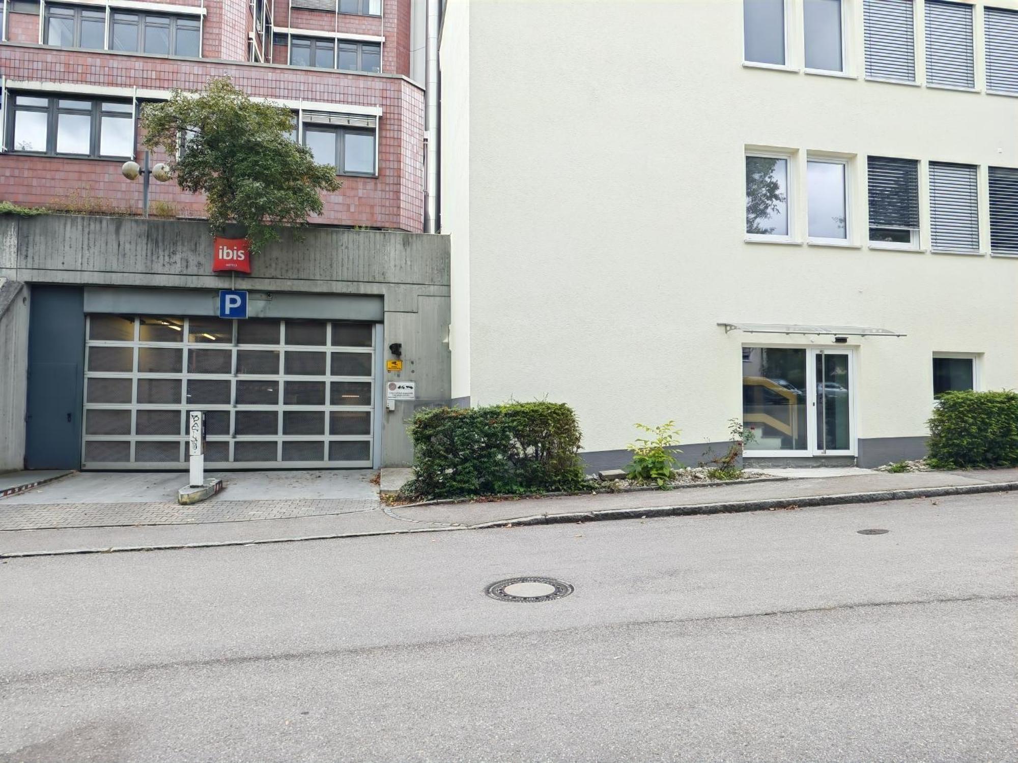 The Big Muenster Fuer Bis Zu 12, Whirlpool, Sauna, Zentral, Tischfussball, Balkon, Gasgrill Apartment